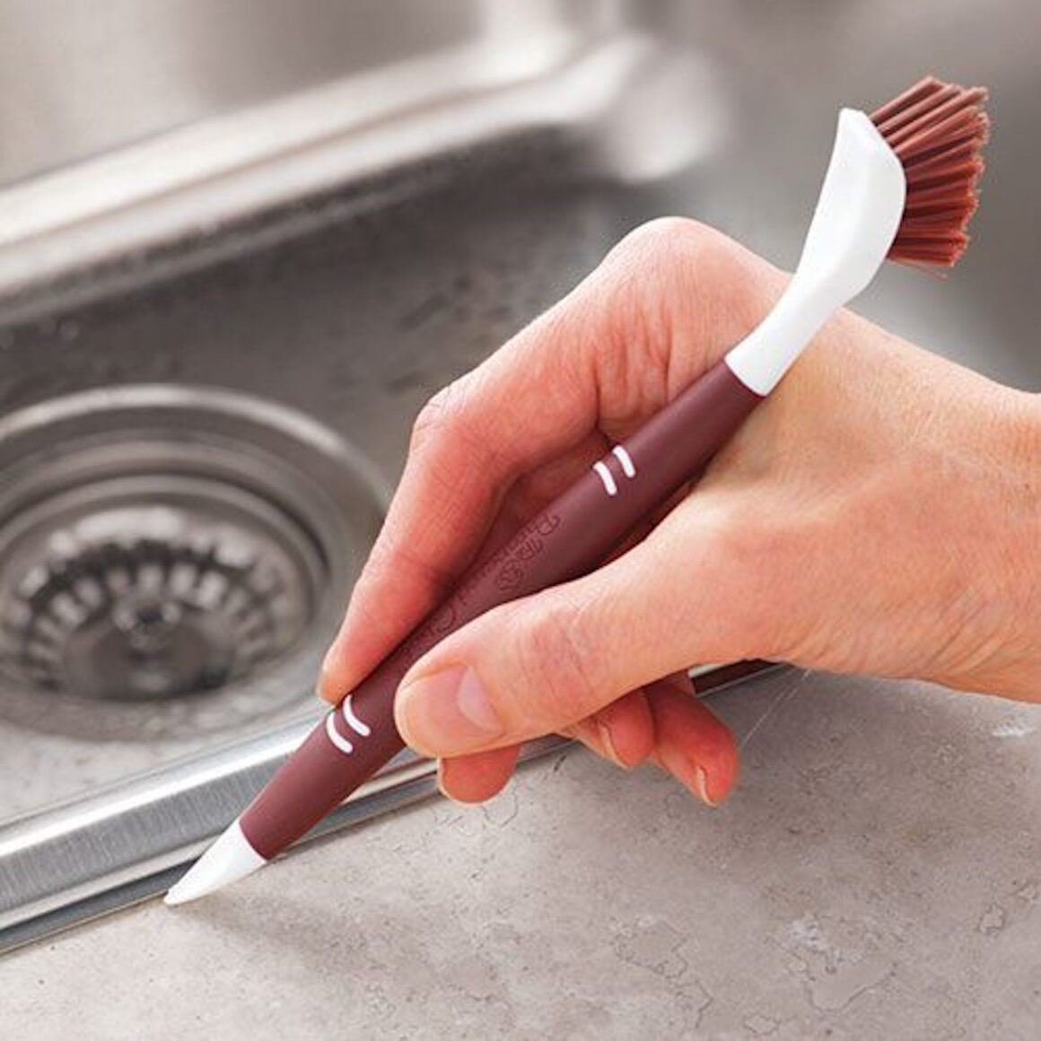 Sink-Cleaning-Tool-PamperedChef-WanderEater