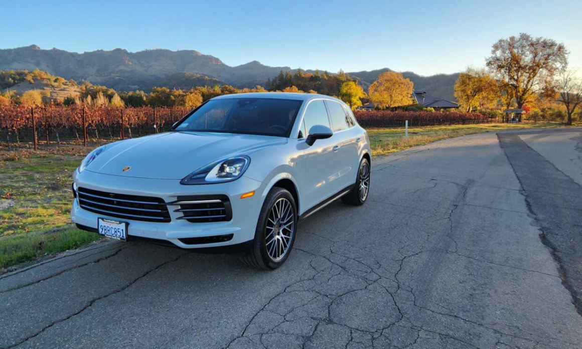 Porsche Cayenne 2022, available for rent on Turo in the LAX area. (Photo: Turo App)