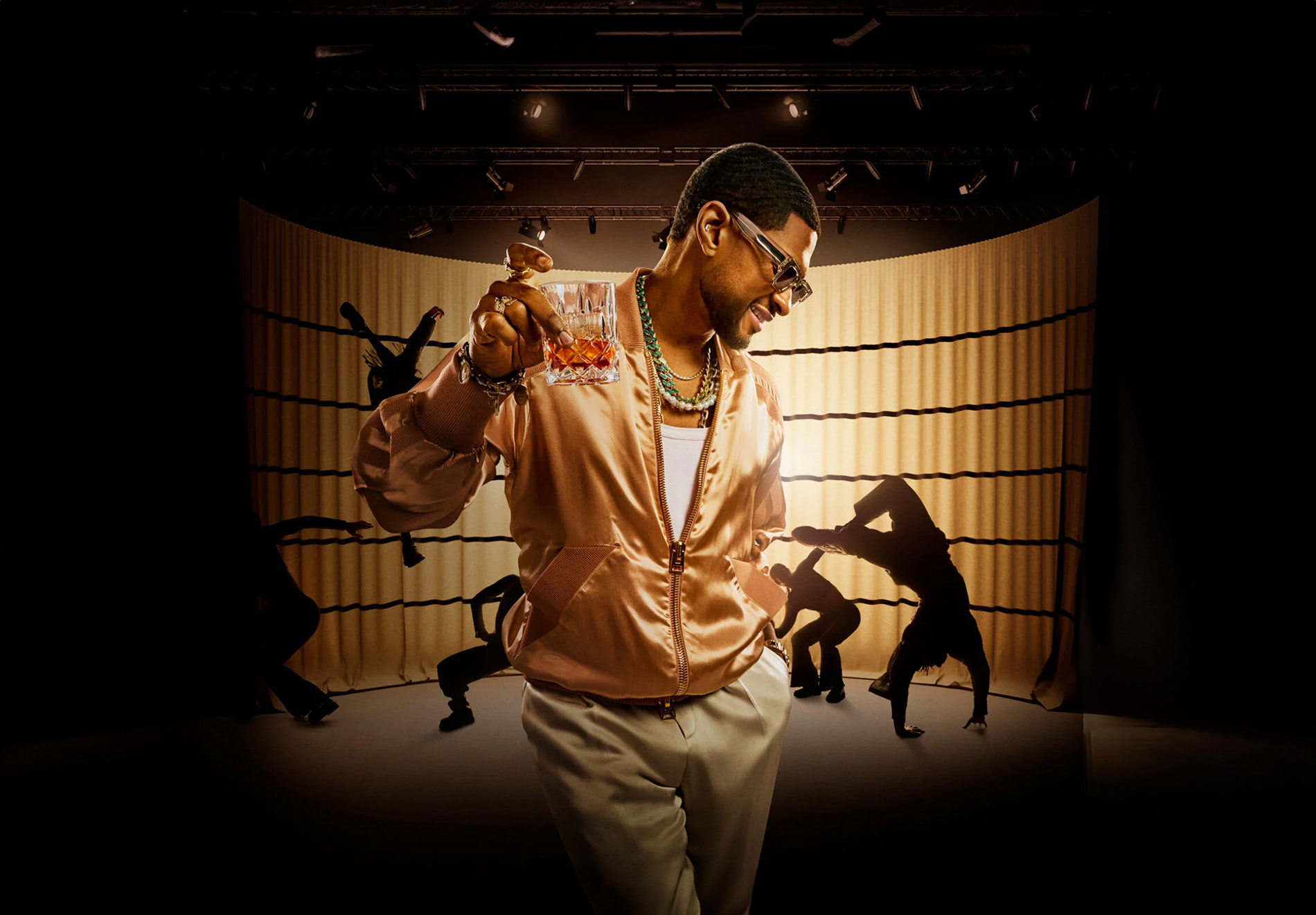 Usher Remy Martin partnership Past Present Future Tour cocktails pre-drink pre party all night Toronto Canada