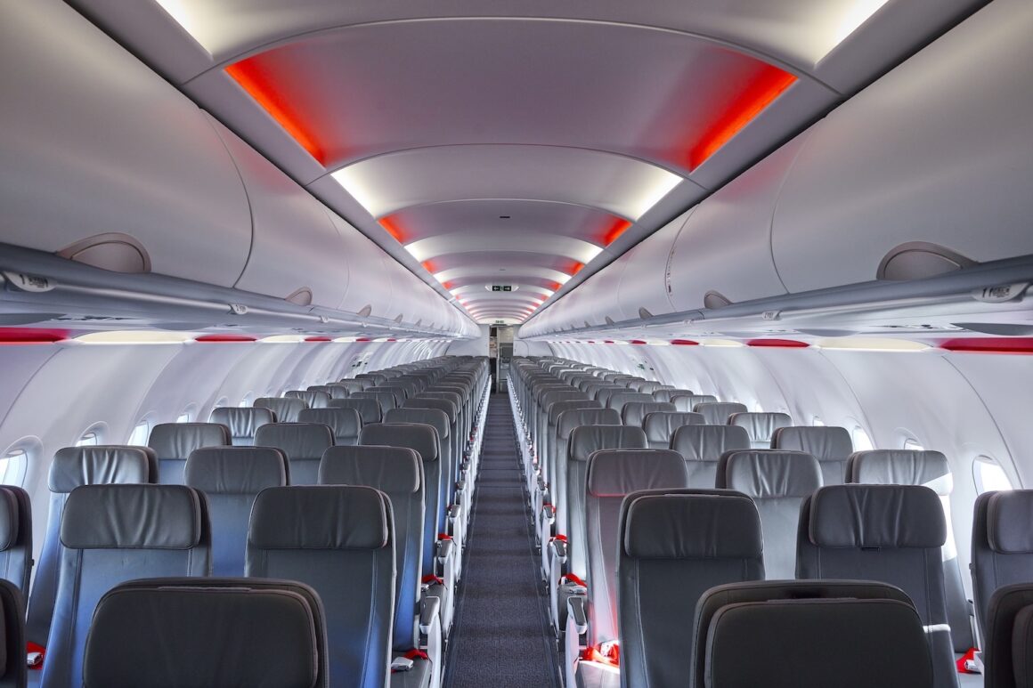 Discovering Iceland with Play Airlines