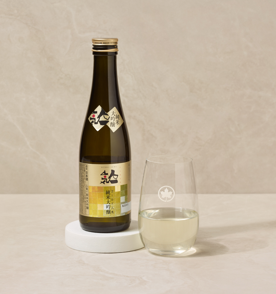 Sake pairings for the Kaiseki menu on the Air Canada Signature Class meal by master chef. 