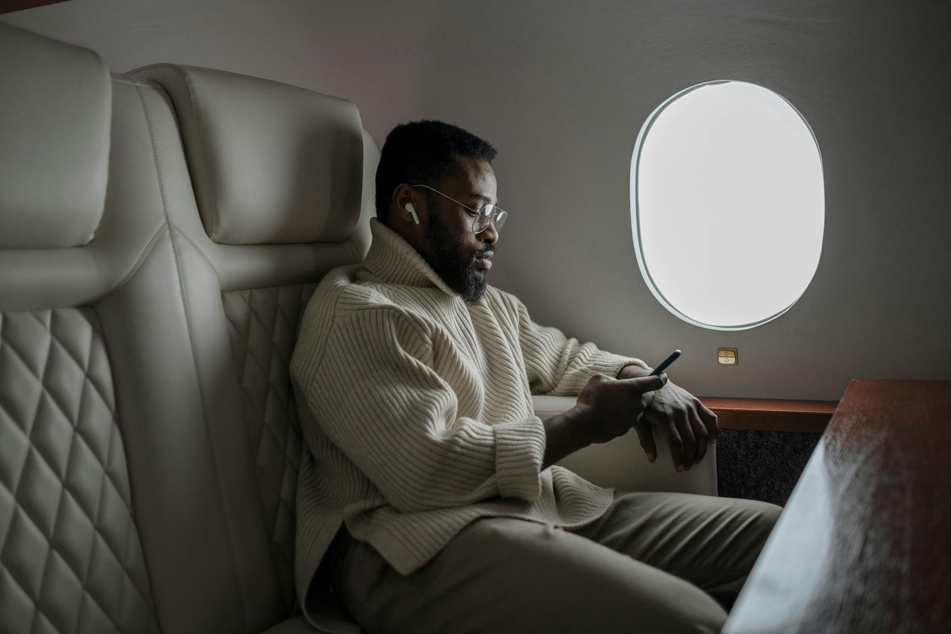 Apple AirPods Pro 3 on flight inflight quiet in the skies plane